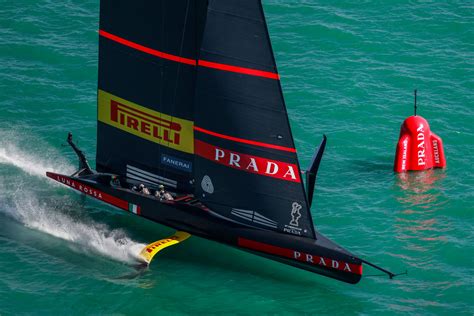 ferrari luna rossa prada pirelli|luna rossa monohull.